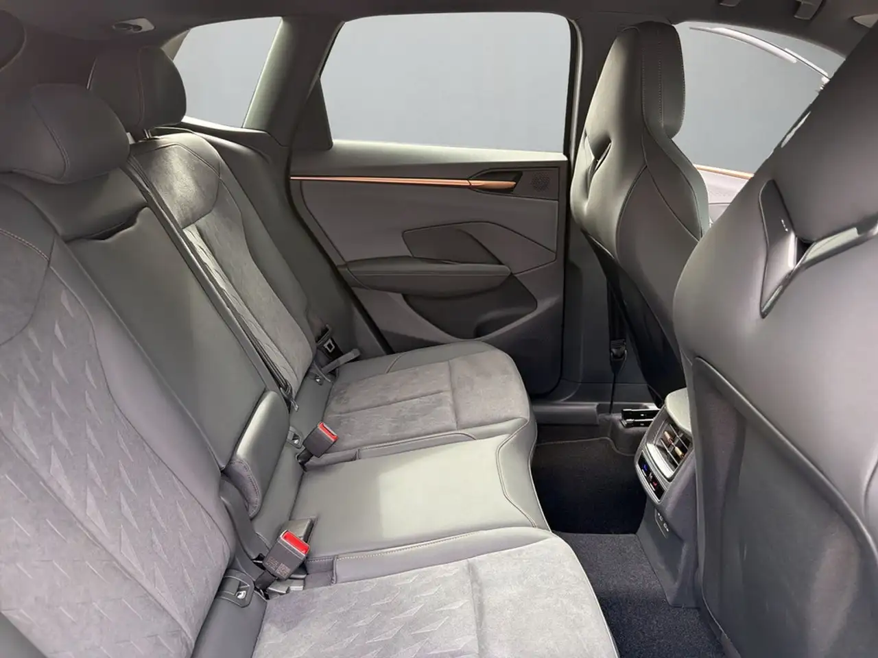 Cupra Terramar 1.5 e-Hybrid VZ 272PS ABGABE 02.2027, миниатюра 11