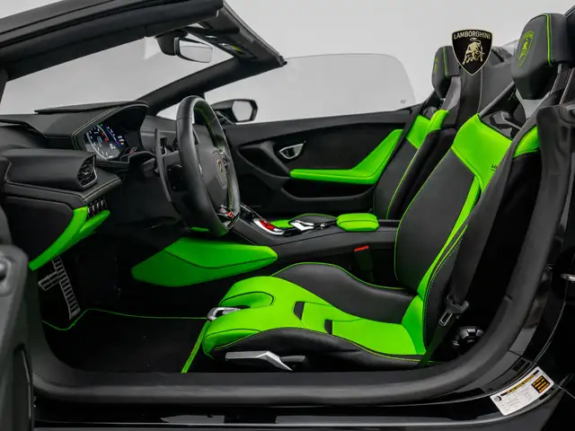 Lamborghini Huracan view 10