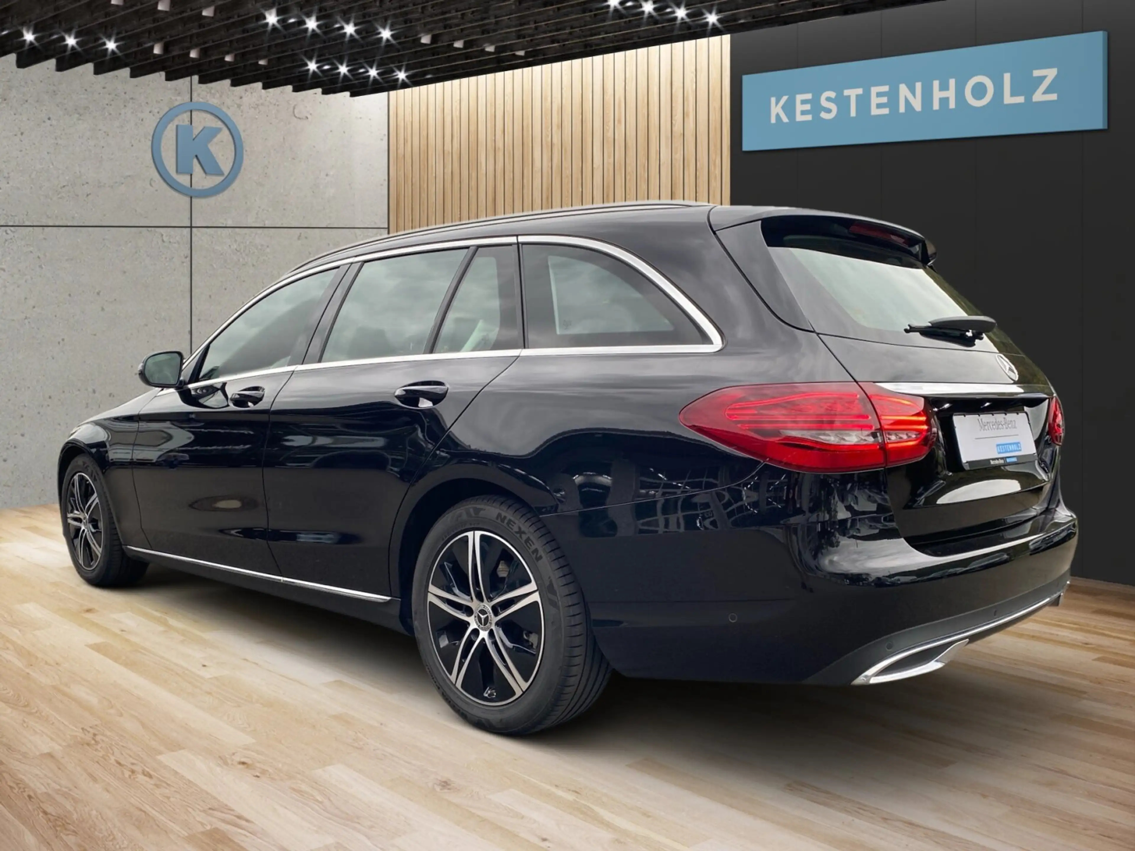 Mercedes-Benz C 300 C 300 d T-Modell *AVANTGARDE*AHK*PANO*SHZ* Navi — photo 4