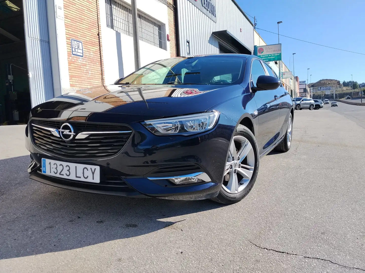 Opel Insignia Insignia 1.6CDTI S - 1