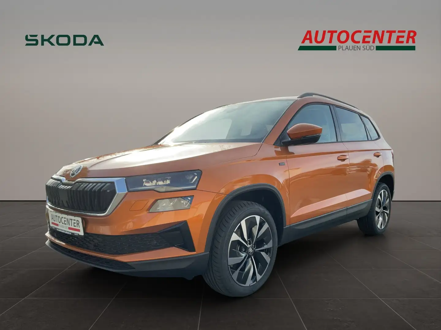 Skoda Karoq Selection Orange - 1
