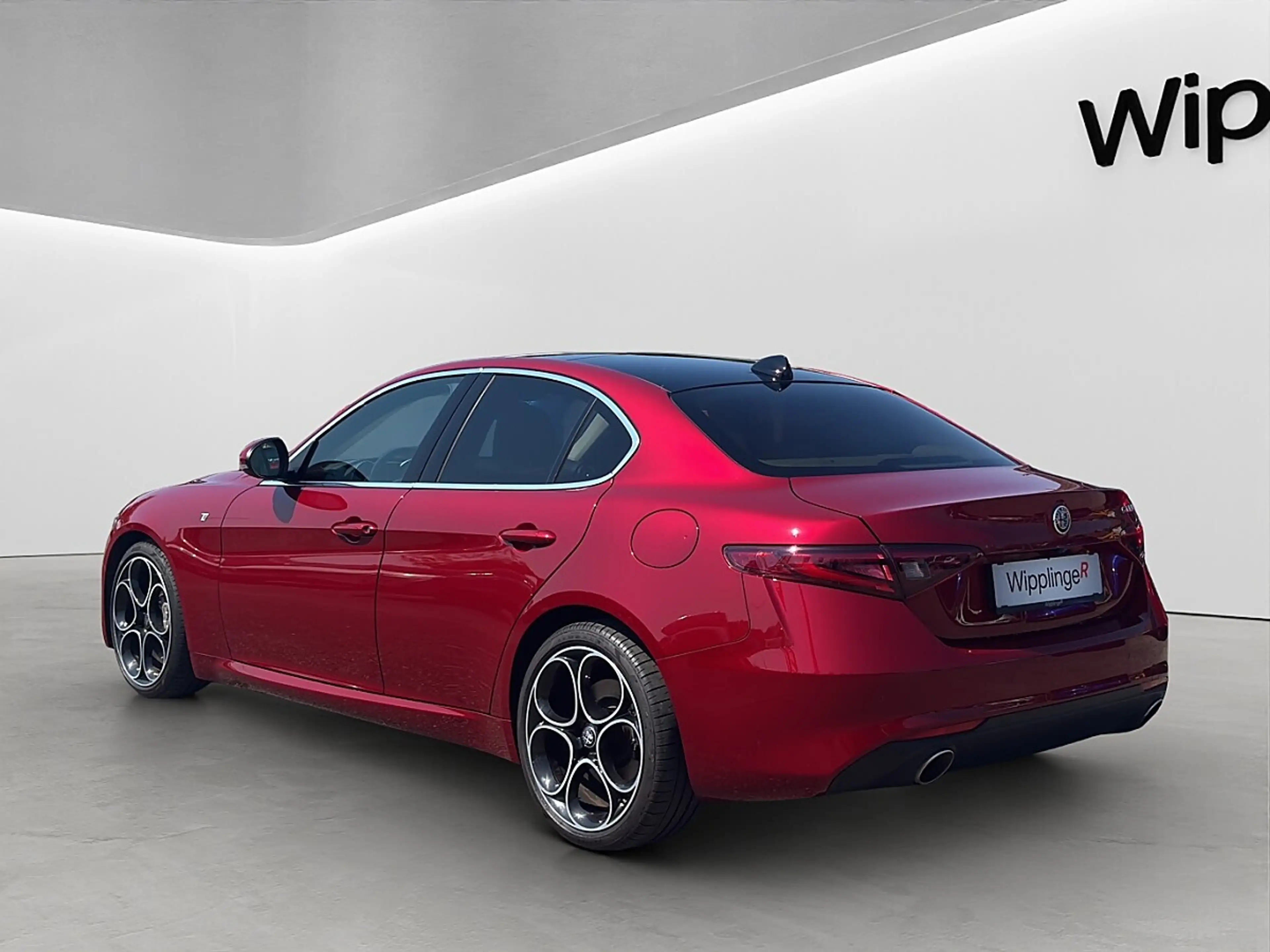 Alfa Romeo Giulia 6C Villa d'Este 2,0 16V 200 AT8 HiFi/SD — photo 4