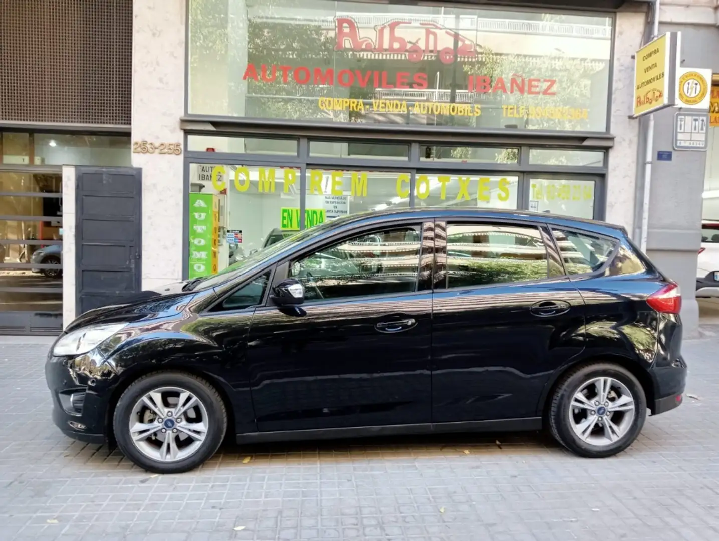 Ford C-Max 1.0 Ecoboost Auto-S&S Trend 125 Schwarz - 1