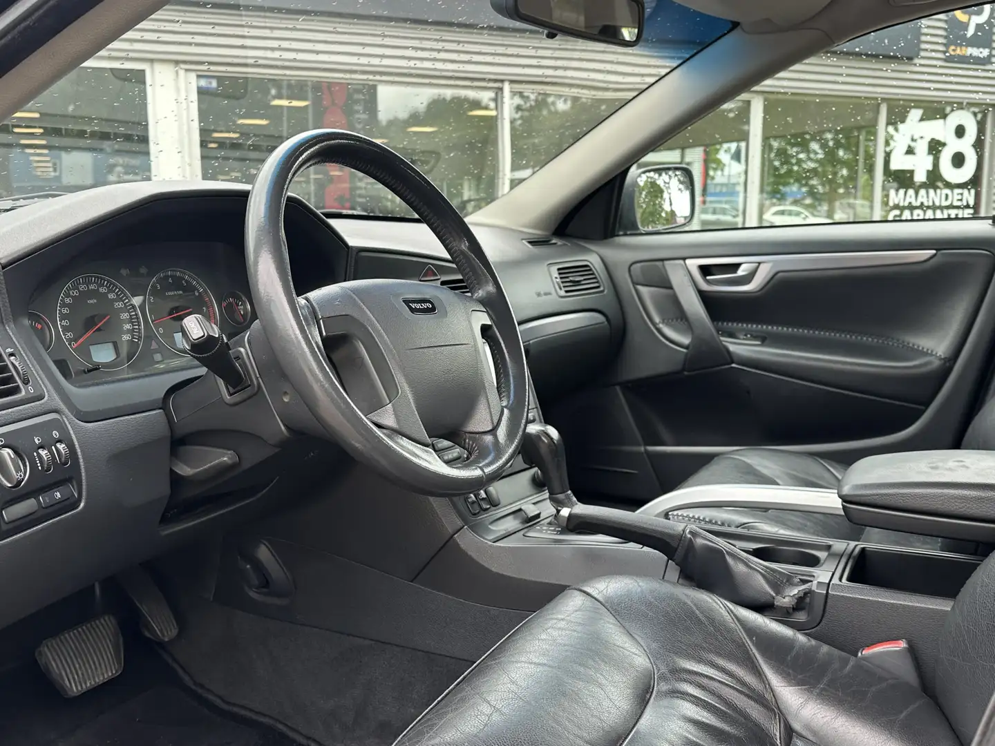 Volvo XC70 2.5 T | 5 cilinder | Automaat | Youngtimer | 210 p Zwart - 2