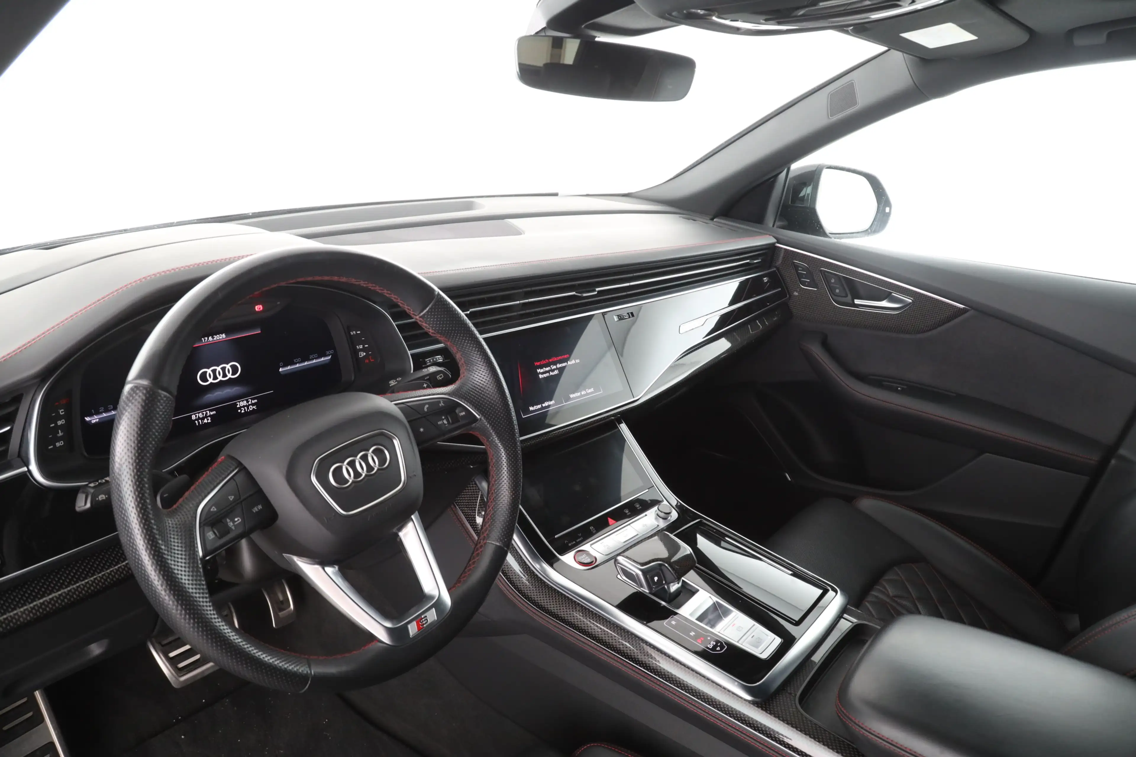 Audi SQ8 40 TFSI quattro S line competition plus — photo 12