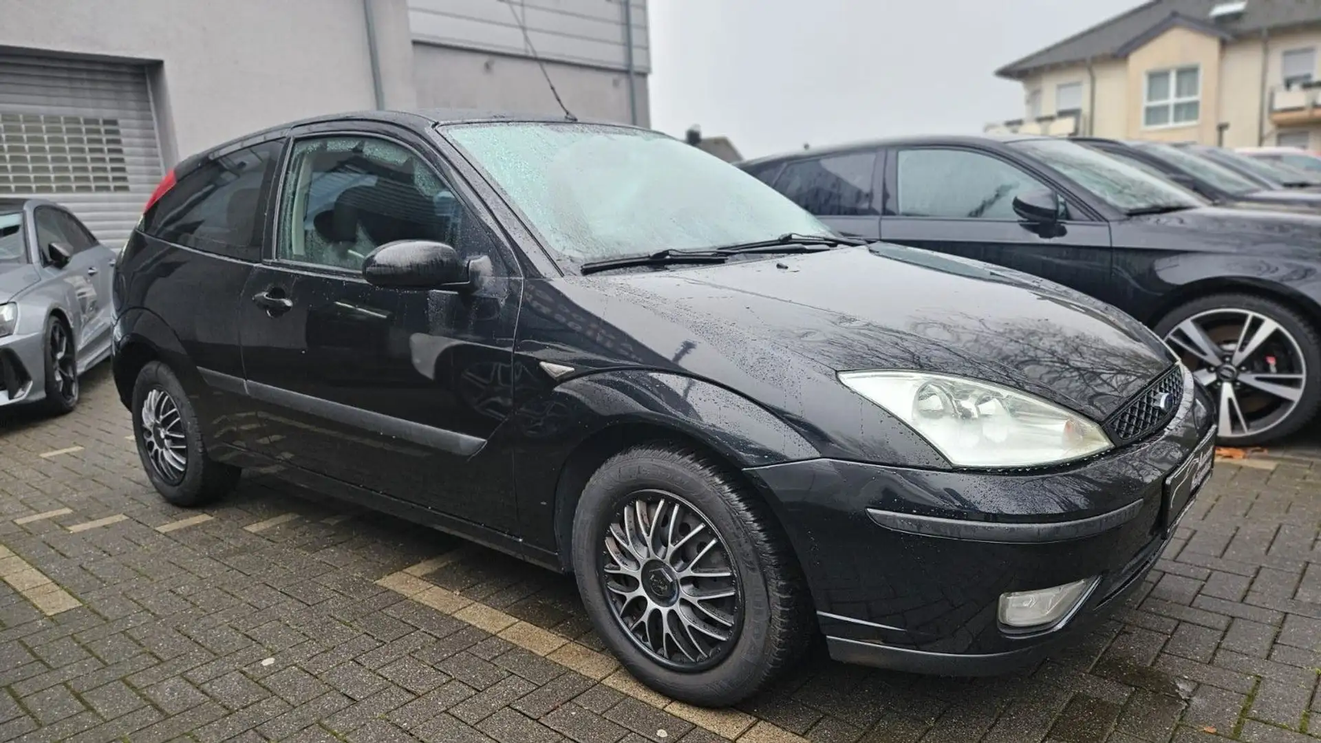 Ford Focus 1.8 Viva Klimaanlage Sitzheizung Schwarz - 2