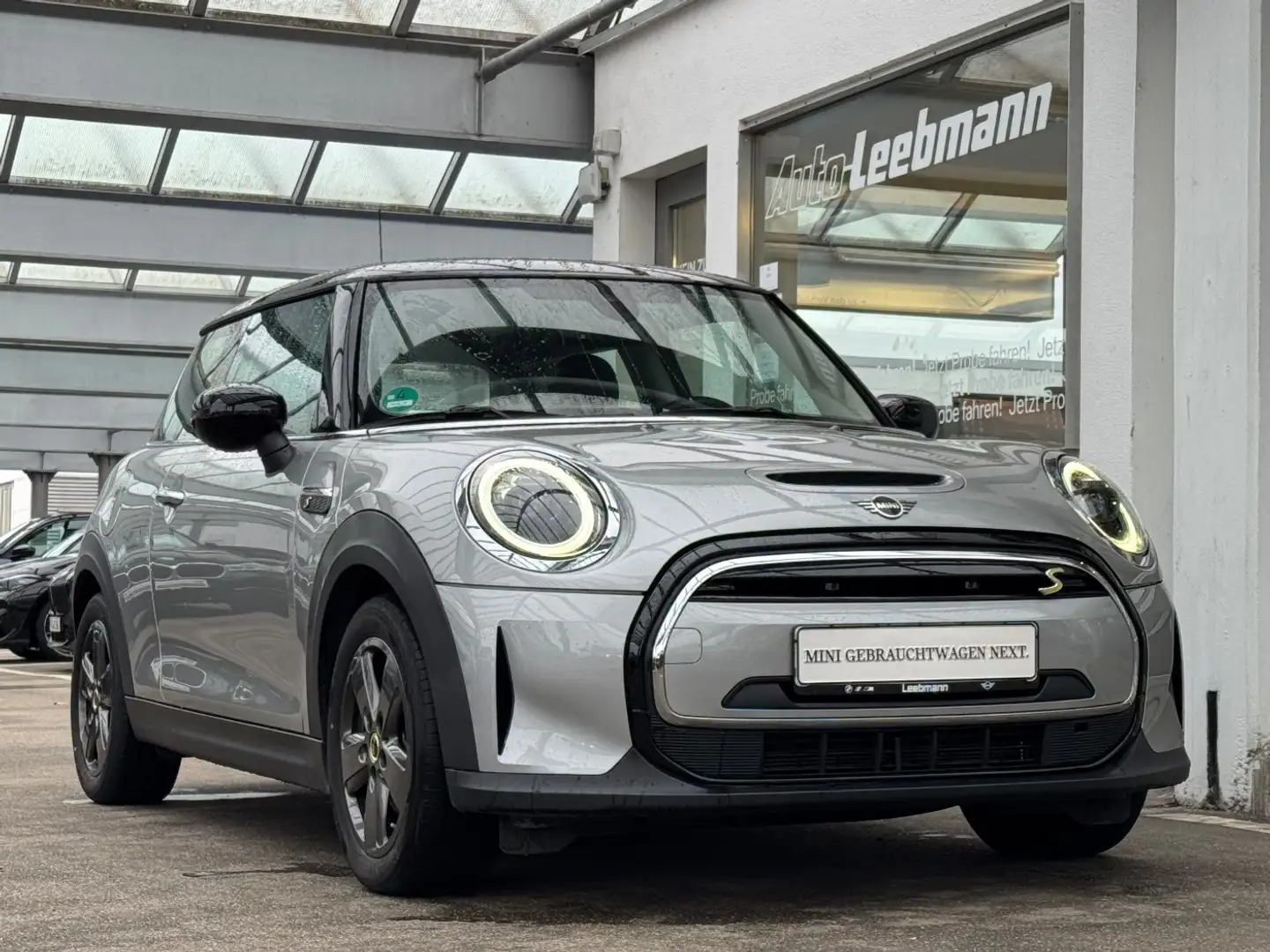 MINI Cooper SE 3-Türer Essential Trim 2 JAHRE GARANTIE Silber - 2