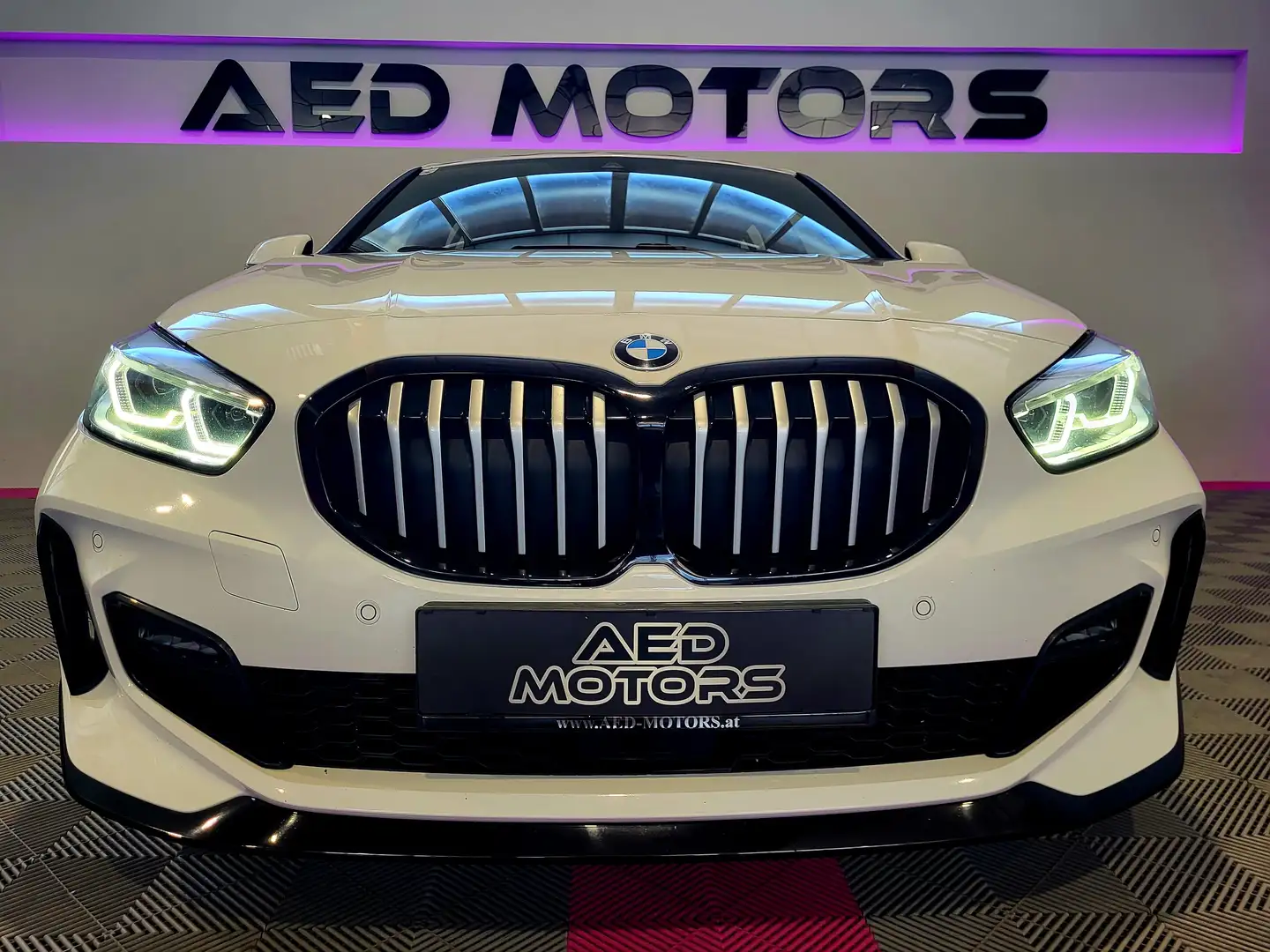 BMW 118 118 i M Sport Perfomance Wit - 2