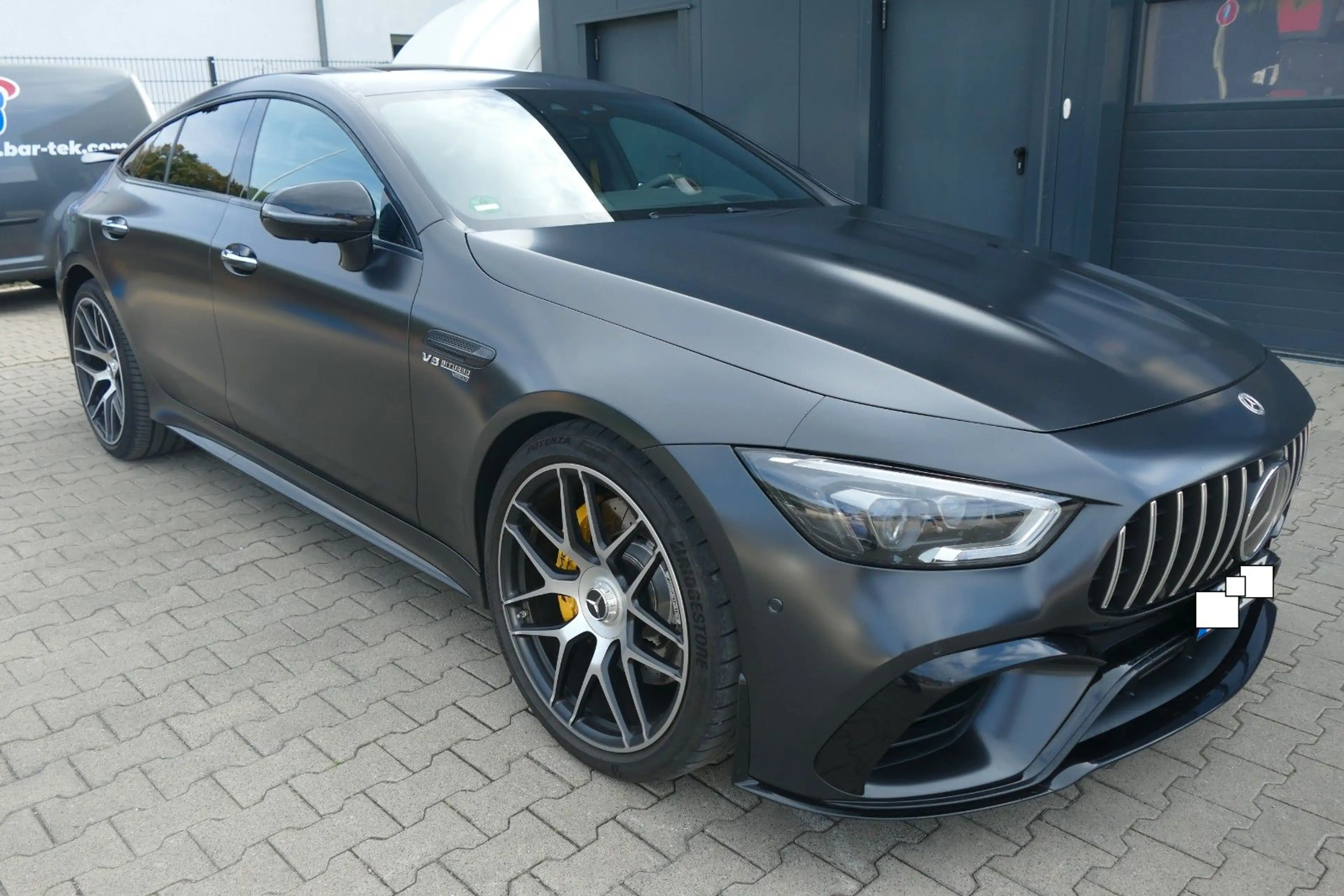 Mercedes-Benz AMG GT 4-trg. 63 S 4Matic+ Editon 1 — photo 3