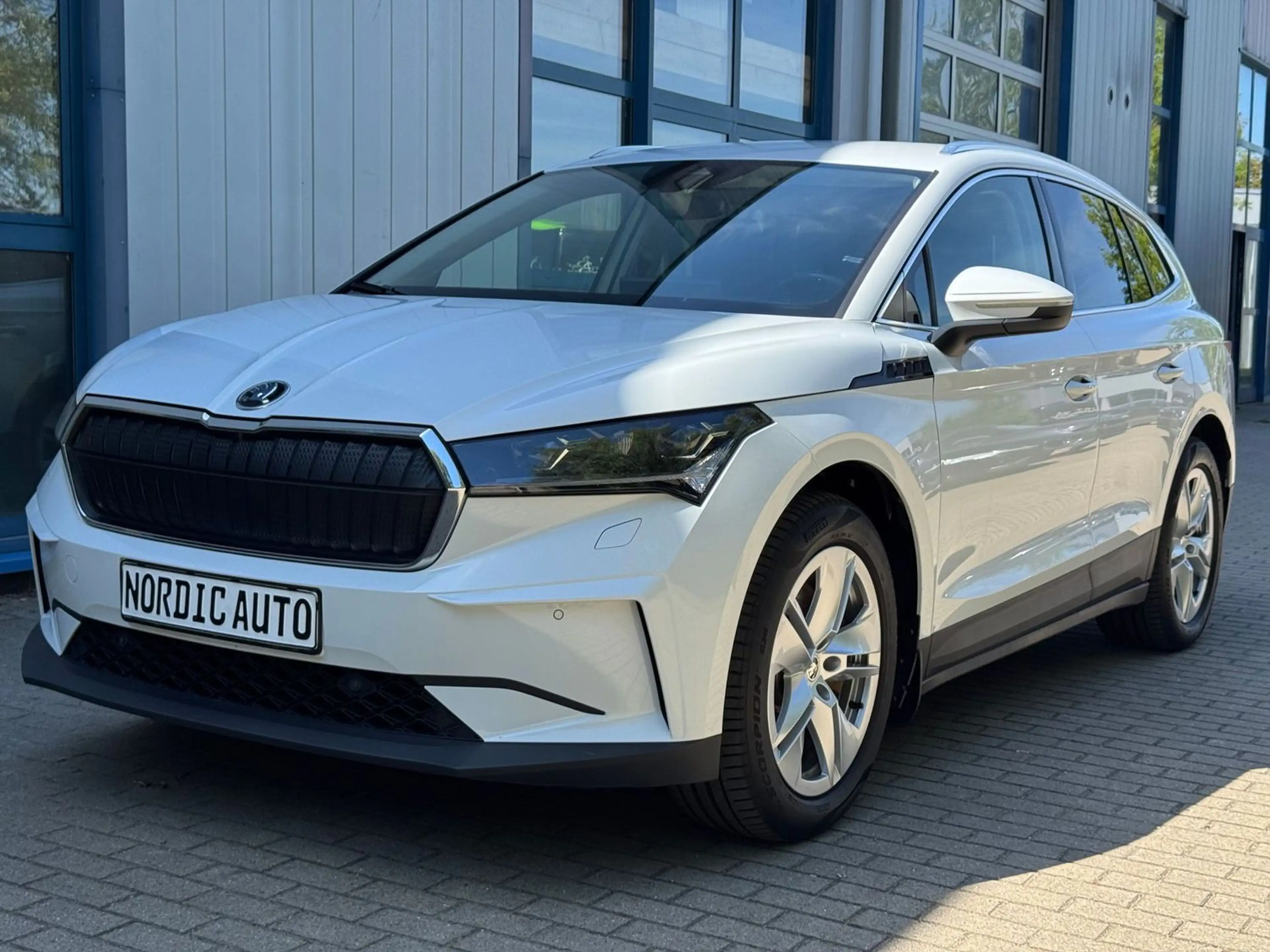 Skoda Enyaq 80 x Loft+AHK+CAM+LENKRADHZG+BLIS
