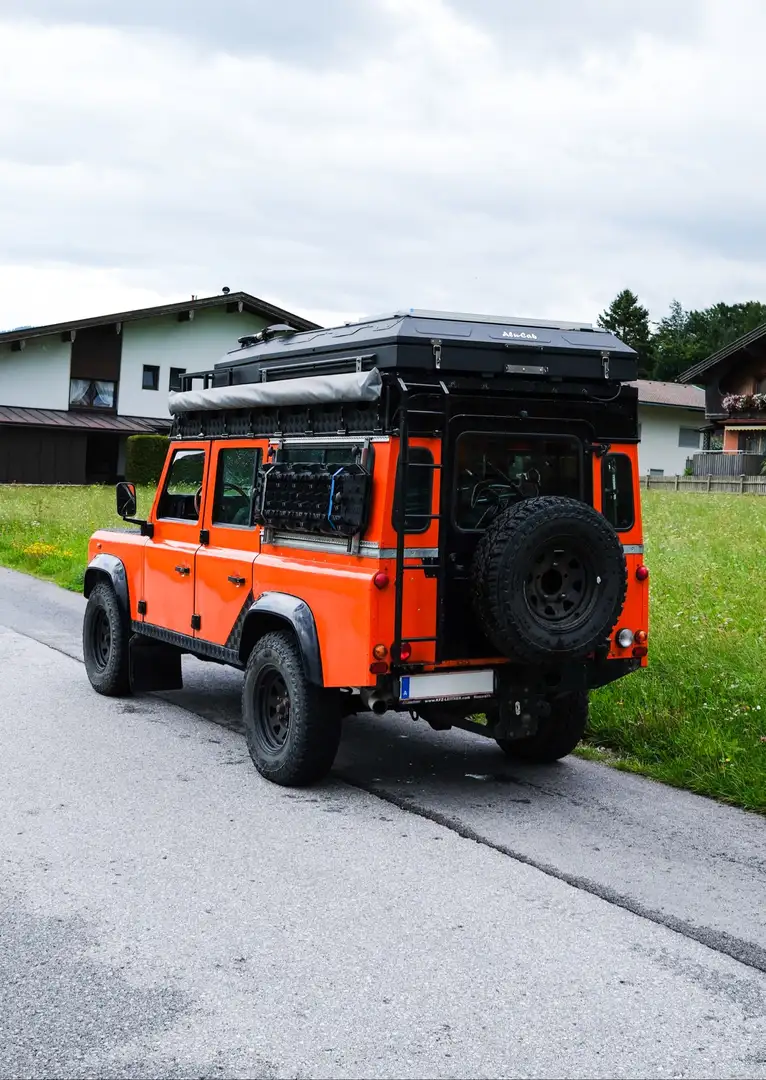 Land Rover Defender 110" Station Wagon 2,5 TD - 2