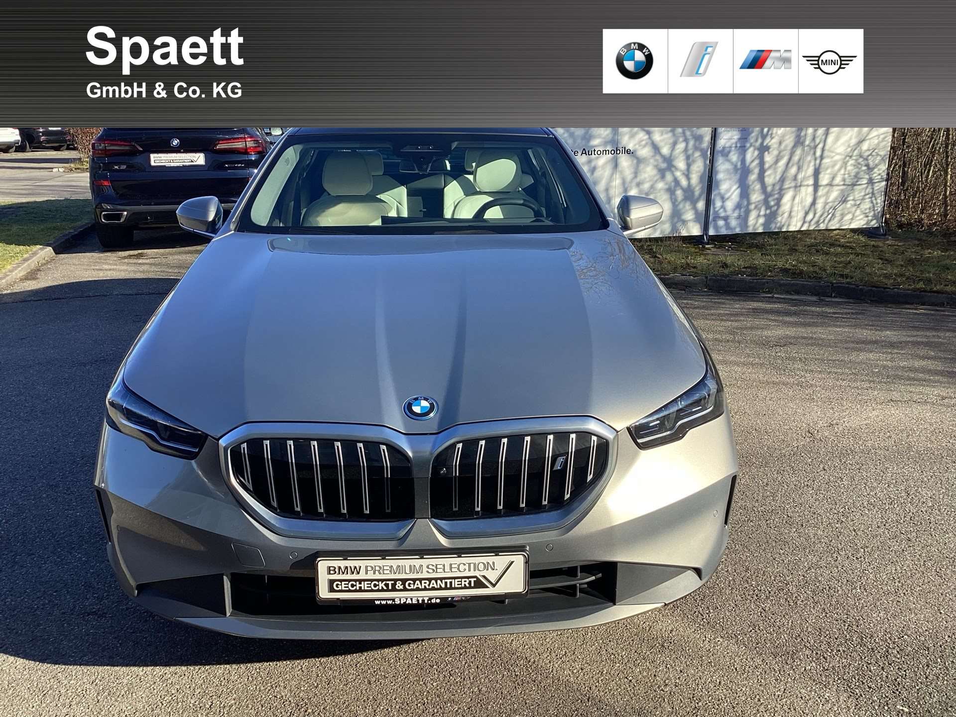BMW i5