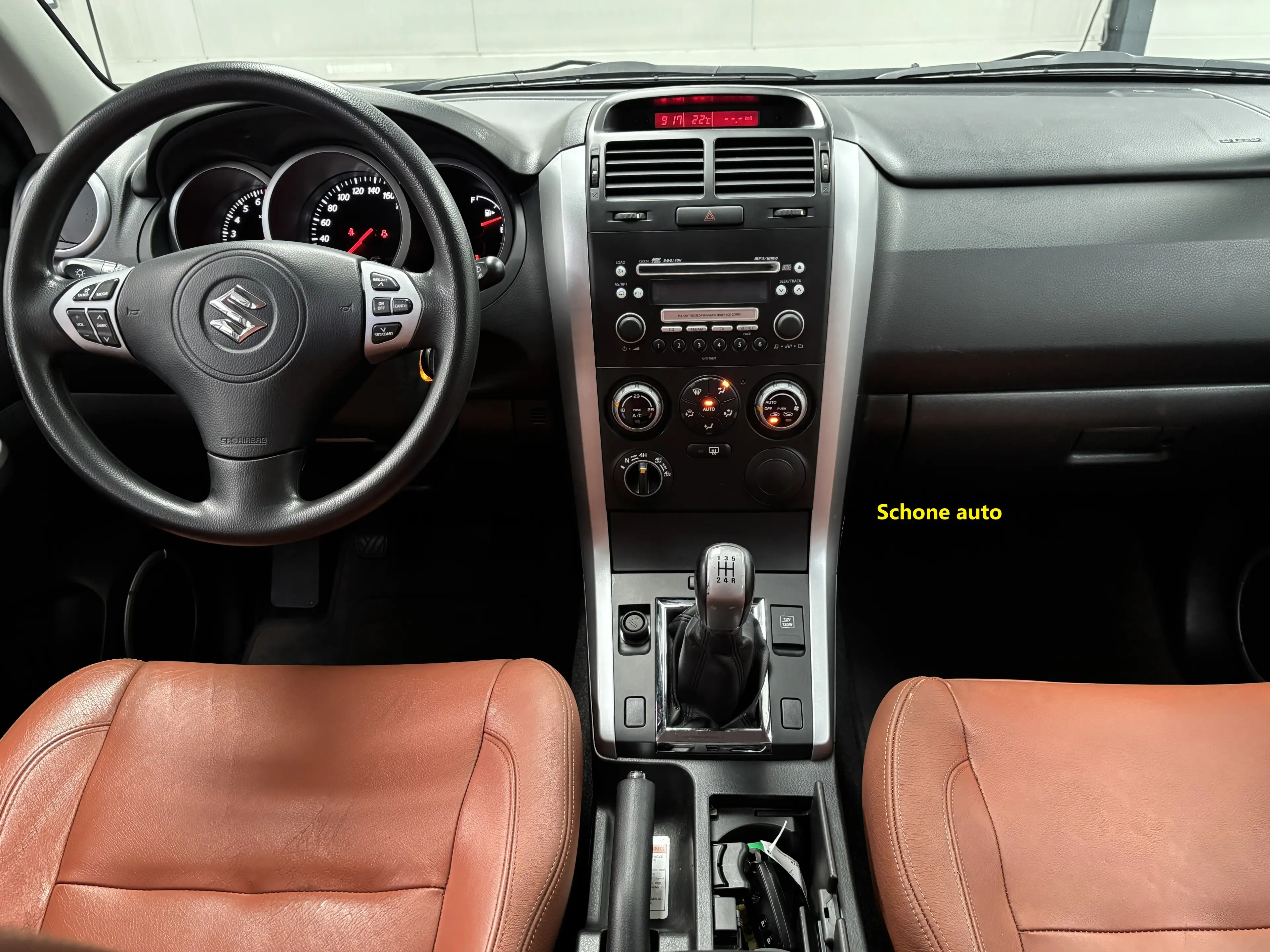 Suzuki Grand Vitara 2.0-16V Exclusive 4x4 | Trekhaak | Cruise control — photo 13