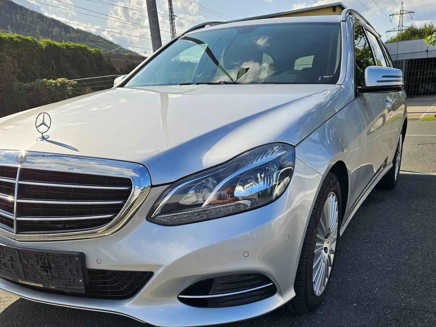 Mercedes-Benz E 220 E 220 T CDI Automatik ELEGANCE Silber - 2
