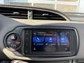 Toyota Yaris 1.5 Hybrid CRUISE NAVI P-CAM ALL SEASON Grijs - thumbnail 13