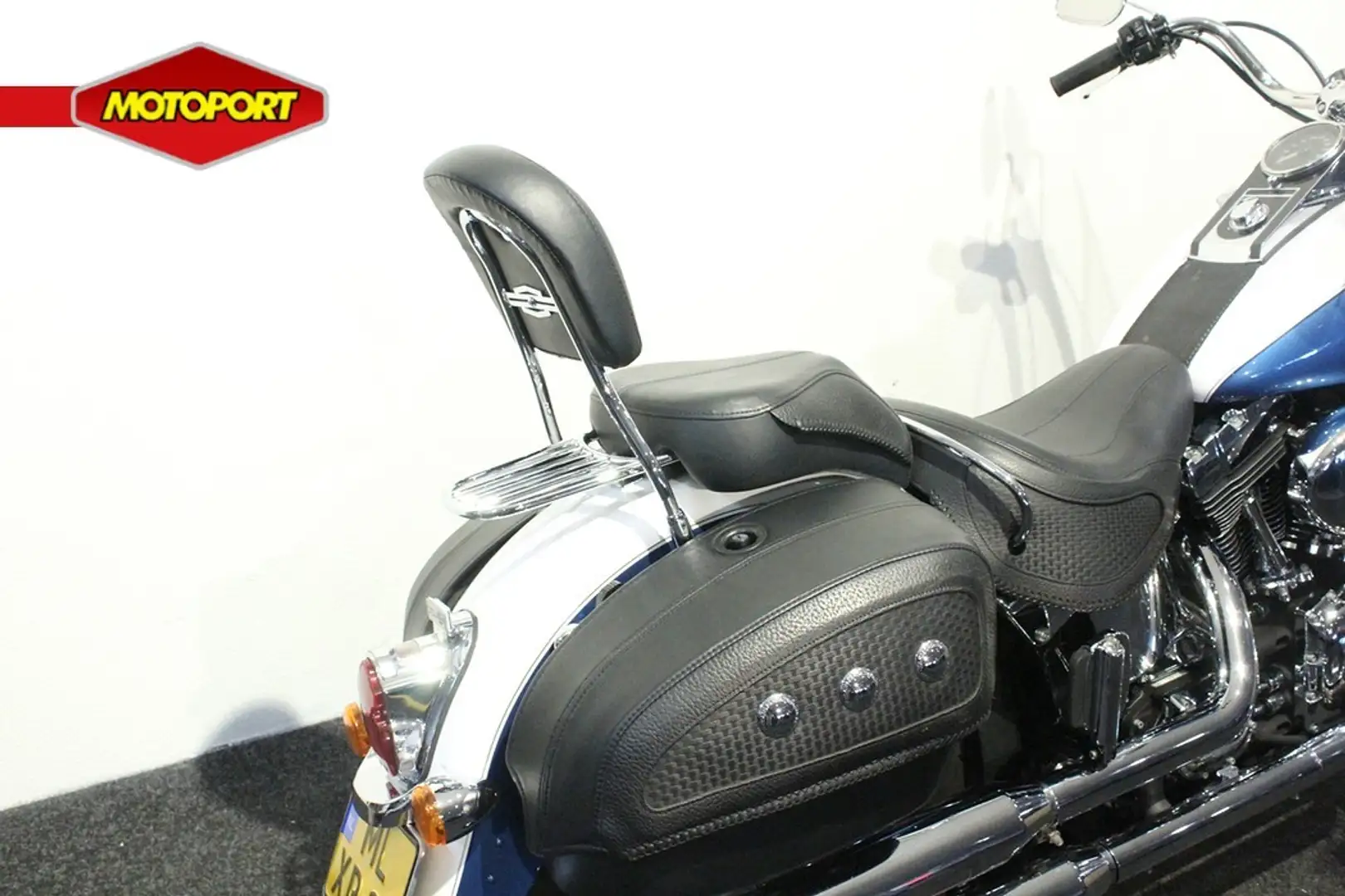 Harley-Davidson Softail FLSTN DELUXE Kék - 2