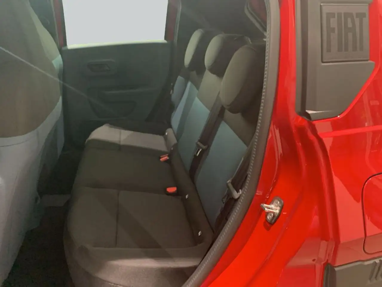 Fiat Grande Panda 2026 — фото 11