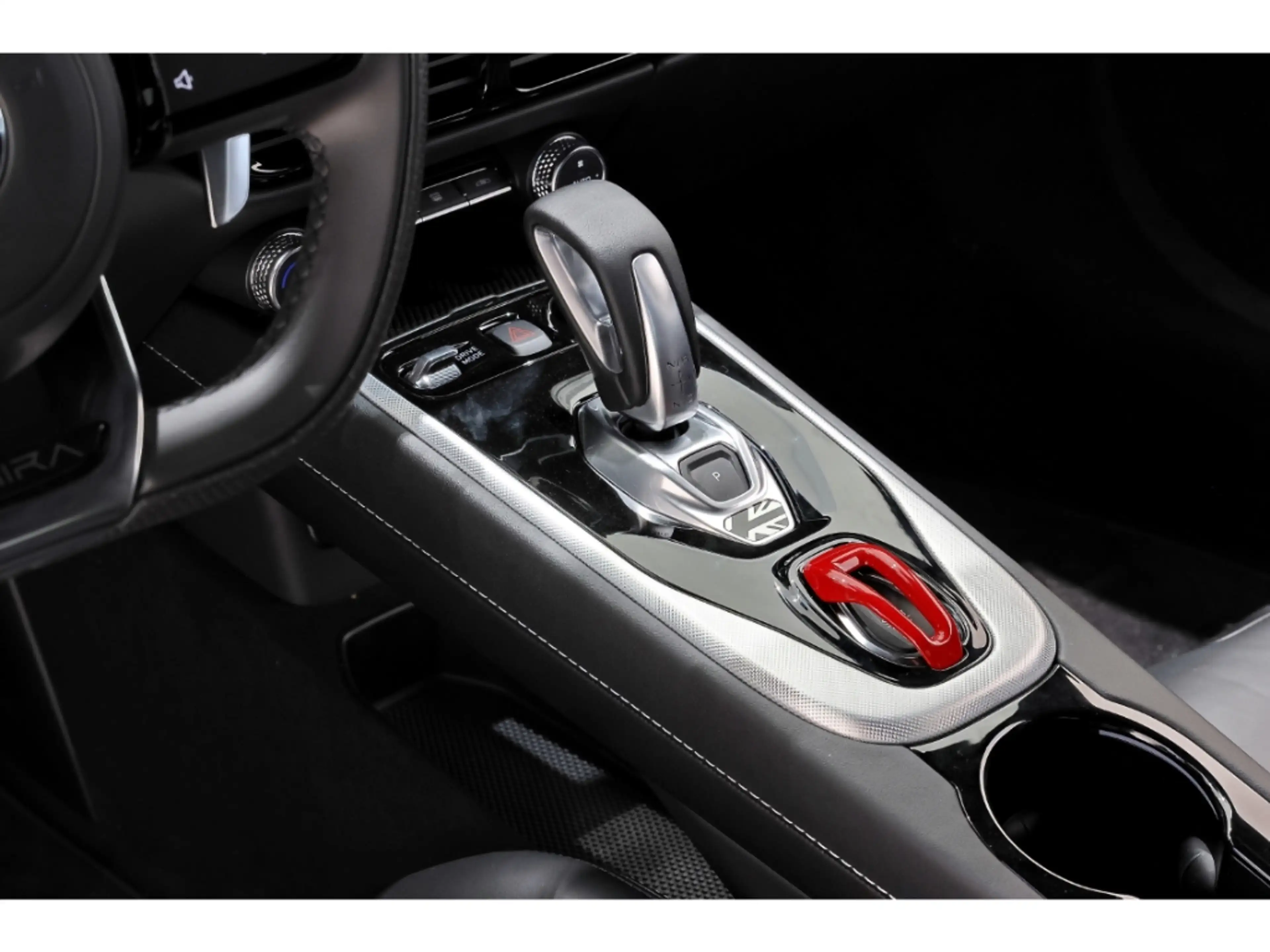 Lotus Emira Turbo SE Extended co-driver pack *LOTUS HANNOVER* — photo 9