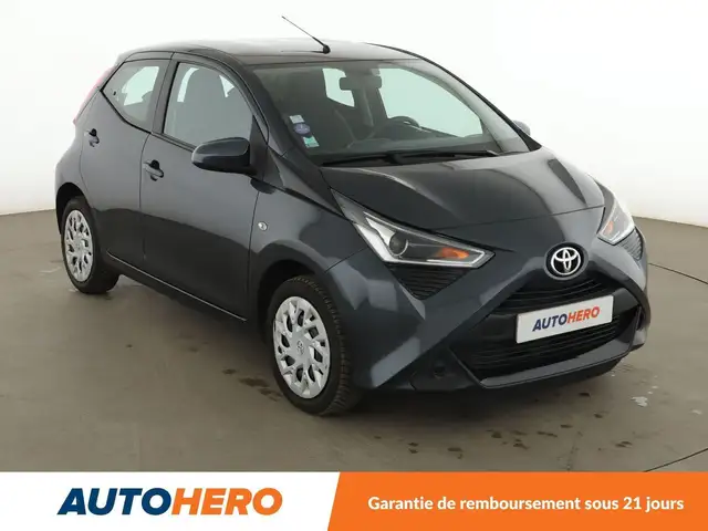 Toyota Aygo view 8