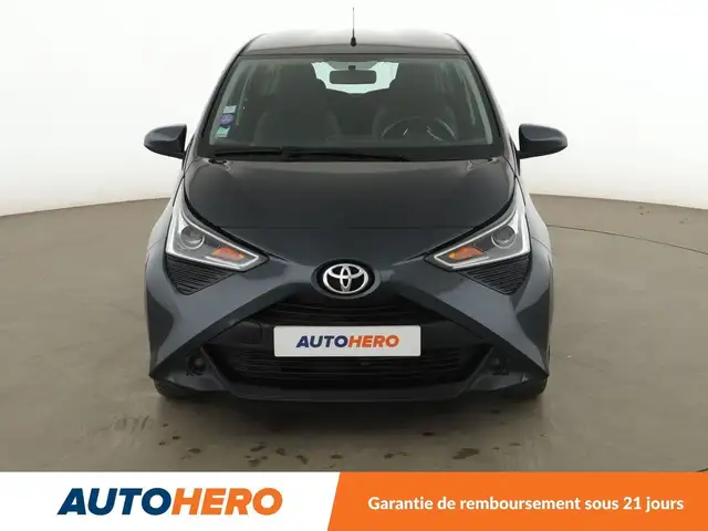 Toyota Aygo view 9