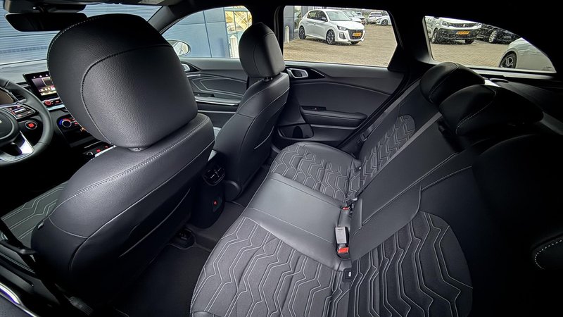 Kia Ceed SW / cee'd SW Sportswagon 1.0 T-GDi 100pk Design Edition | Camer — photo 11