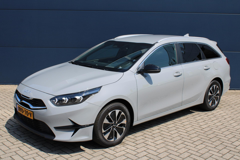 Kia Ceed SW / cee'd SW Sportswagon 1.0 T-GDi 100pk Design Edition | Camer — photo 2