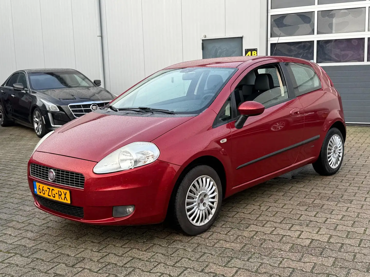 Fiat Grande Punto 1.4 Dynamic 2008 Nieuwe Apk Stuurbekrachtiging Rot - 1