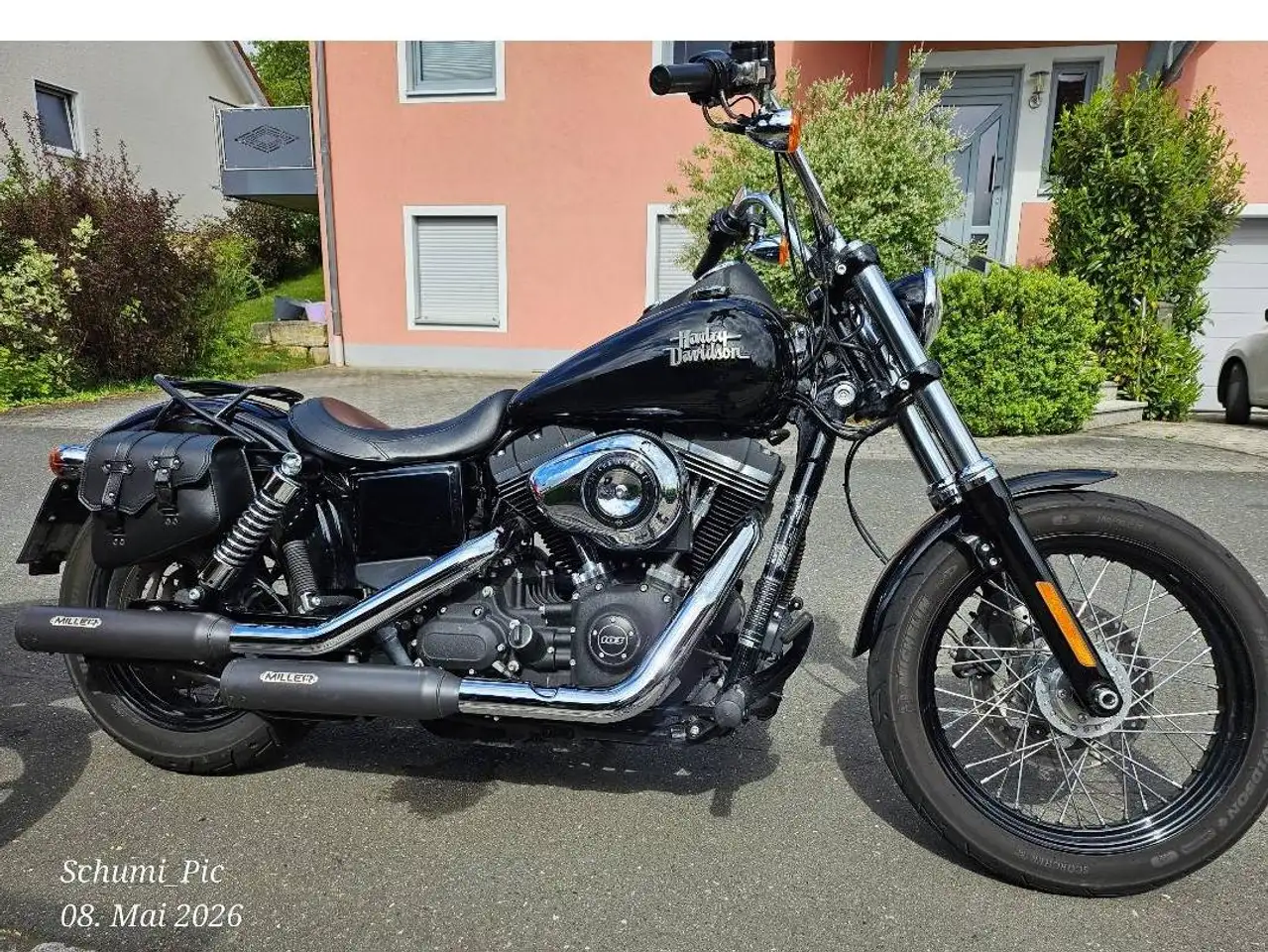 Harley-Davidson Dyna Street Bob