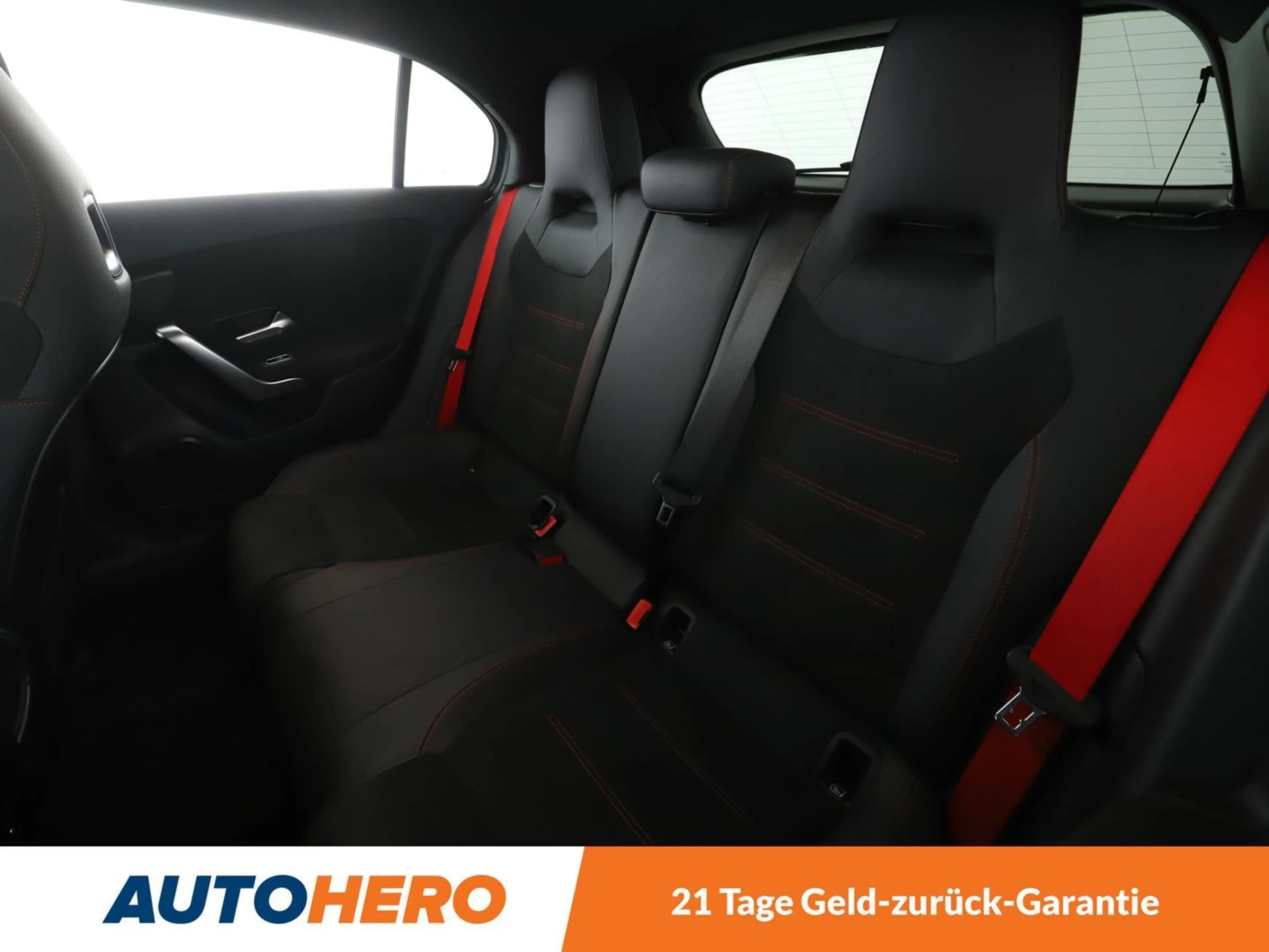 Mercedes-Benz A 35 AMG AMG 4Matic Aut.*LED*NAVI*TEMPO*CAM*PDC*SHZ*KLIMA* — photo 14