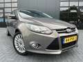 Ford Focus 1.6 TI-VCT First Edition NL.Auto/Navigatie/17Inch/ Brun - thumbnail 3