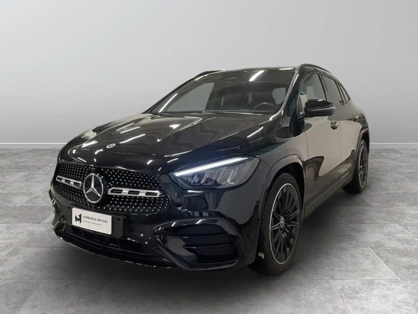 Mercedes-Benz GLA 200 d AMG Line Premium Plus auto Noir - 1