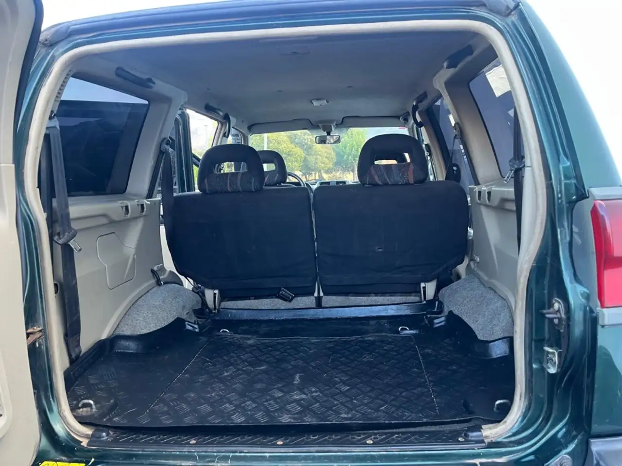 Nissan Terrano 2.7 TDi Sport Plus, foto 10