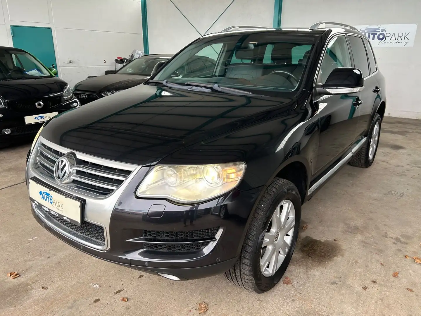 Volkswagen Touareg R5 TDI*Navi*Allwetter* Schwarz - 1