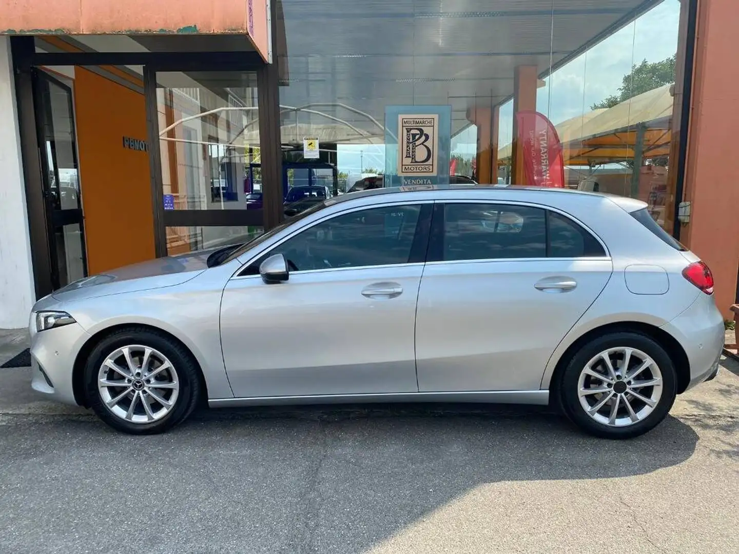 Mercedes-Benz A 180 180 d Sport auto - 2