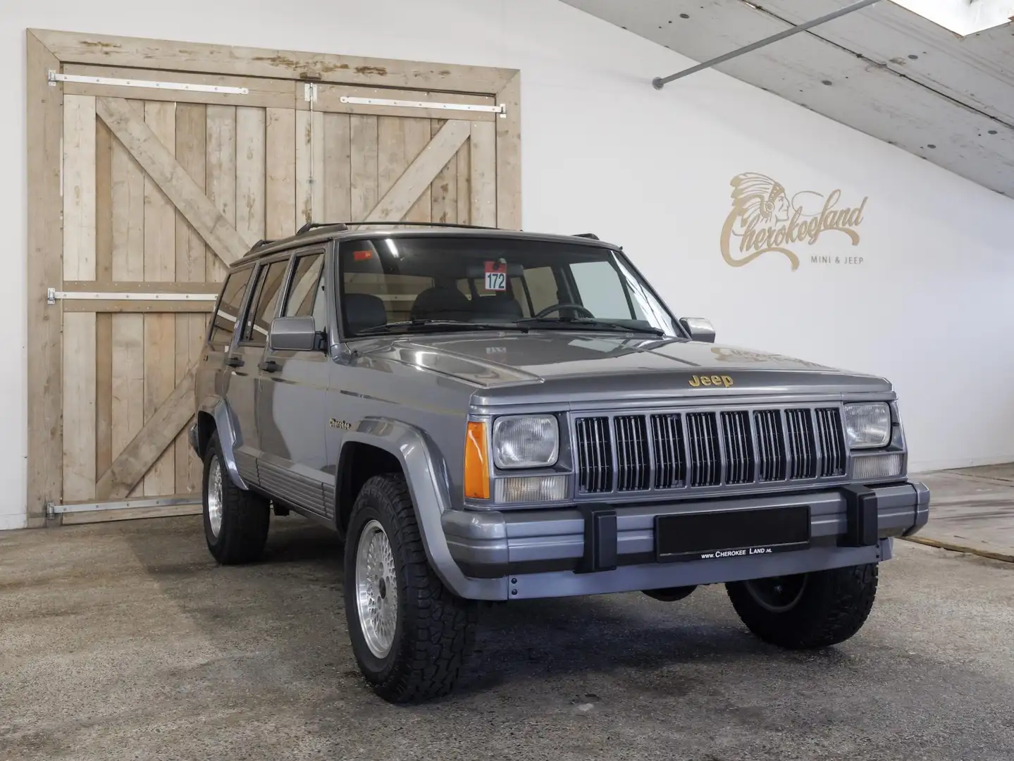 Jeep Cherokee XJ - Cherokee 172 Ready to go Gris - 1