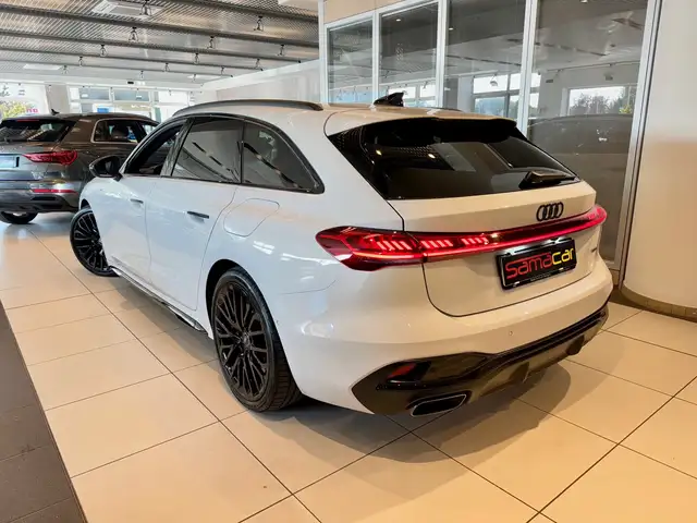Audi A5 view 5