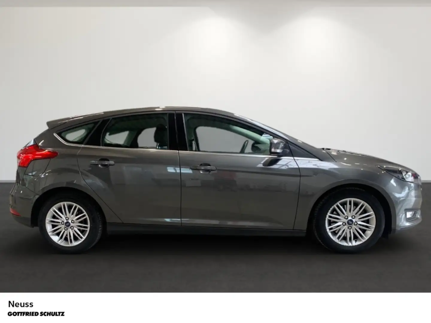 Ford Focus COOL&CONNECT ECOBOOST KLIMA EINPARKHILFE RADIO USB Grau - 2