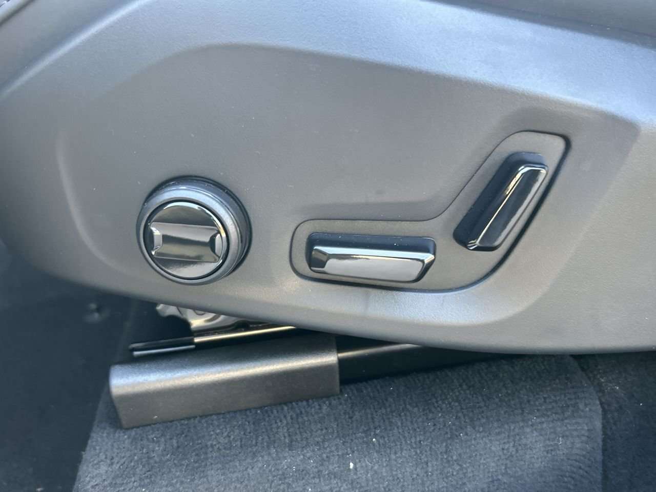 2026 Volvo XC90 Plus 7-Seater (Bright Theme) Rear Camera Washer | thumb 20