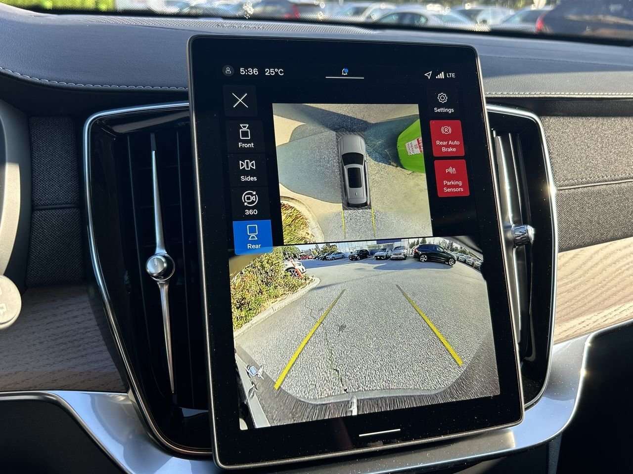 2026 Volvo XC90 Plus 7-Seater (Bright Theme) Rear Camera Washer | thumb 25