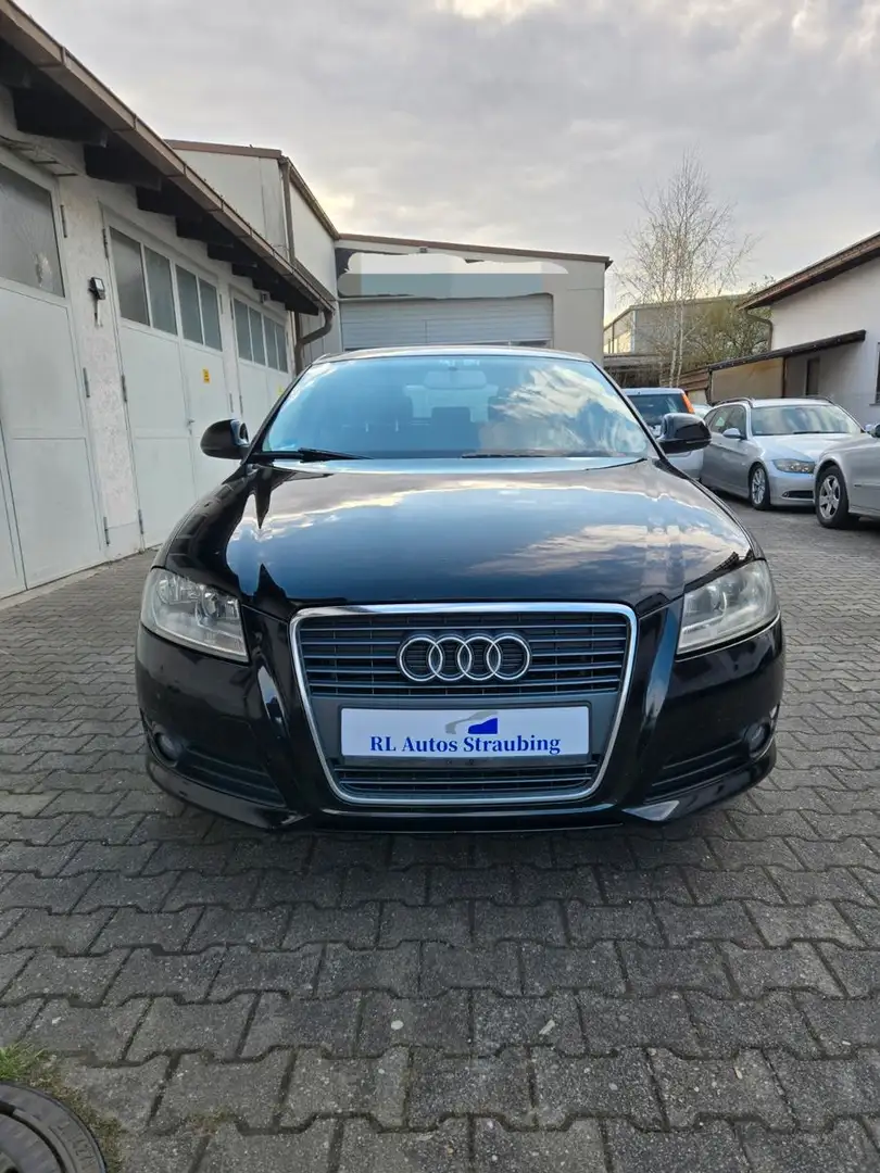Audi A3 Sportback 1.6 TDI Attraction Noir - 2