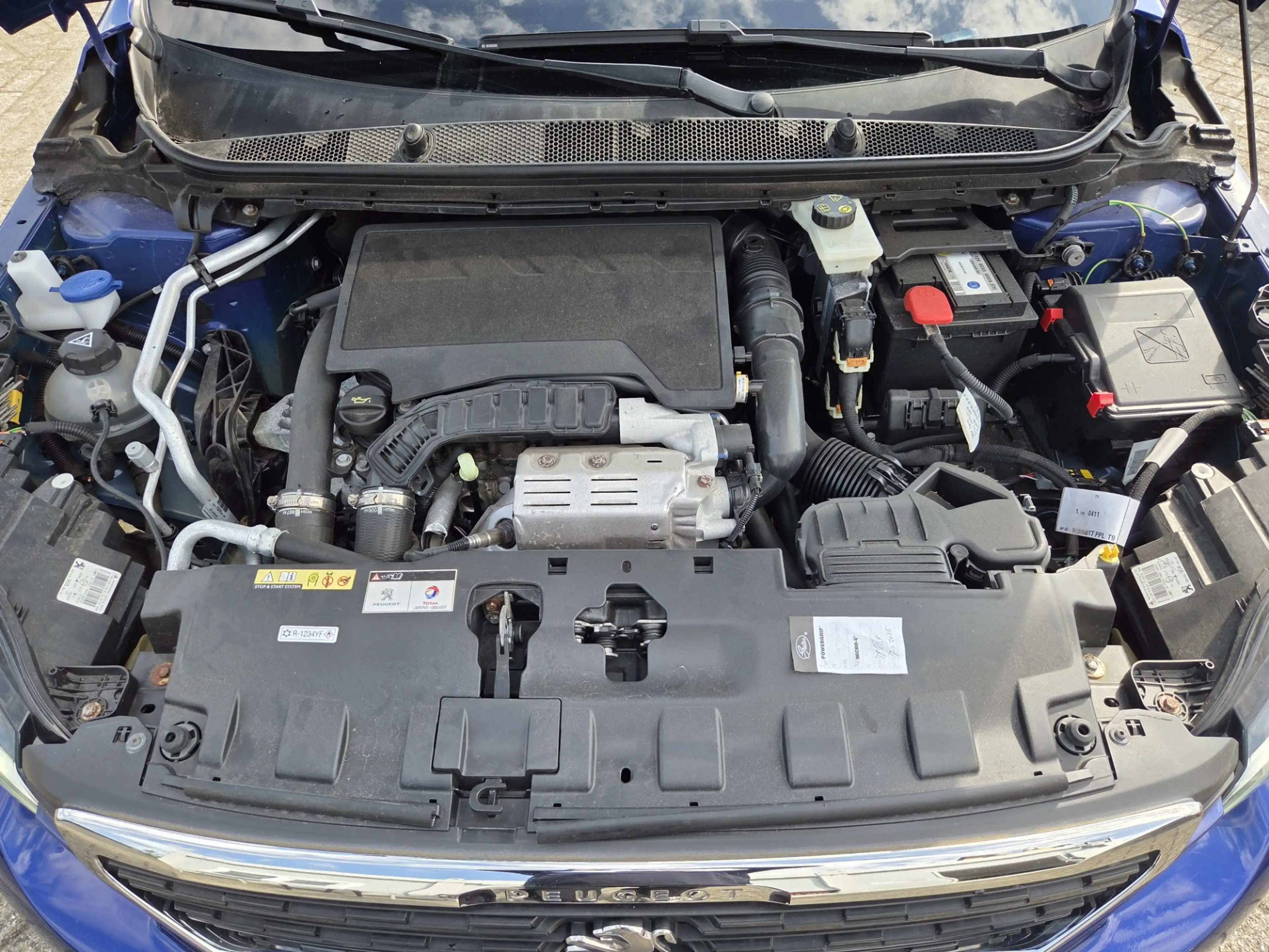Peugeot 308 SW 1.2 PureTech Blue Lease Executive/PANO/NAVI/CAM — photo 9