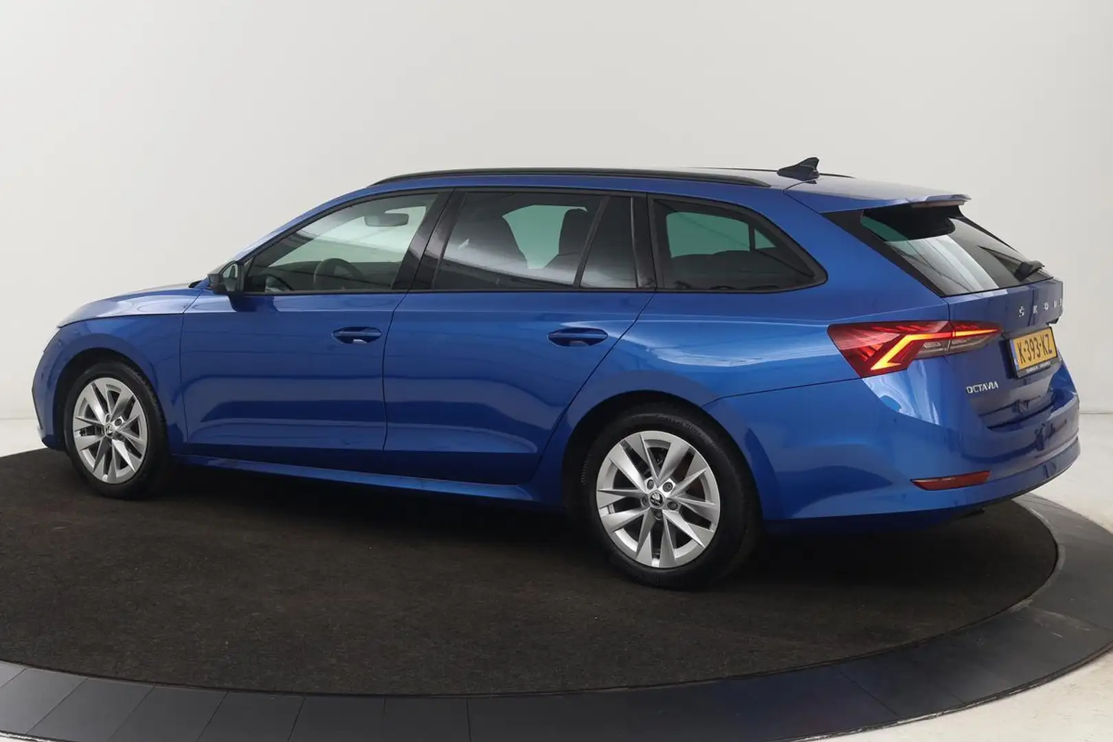 Skoda Octavia 1.0 e-TSI Sport | Carplay | Full LED | Navigatie | Blauw - 2
