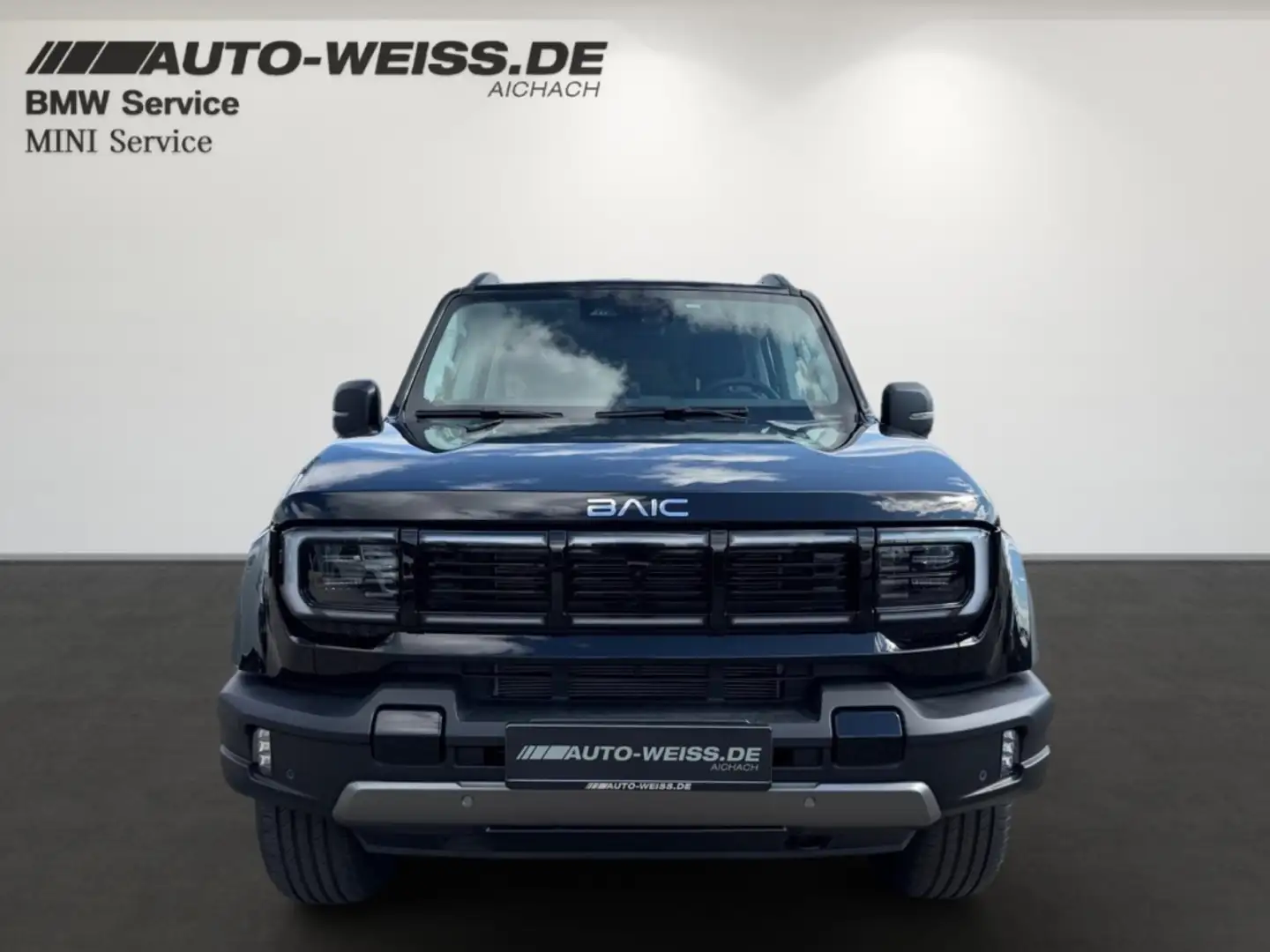 BAIC BJ40 4WD +LEDER+PANO+ACC+LED+SHZ+LHZ+PDC+360-CAM Чёрный - 2