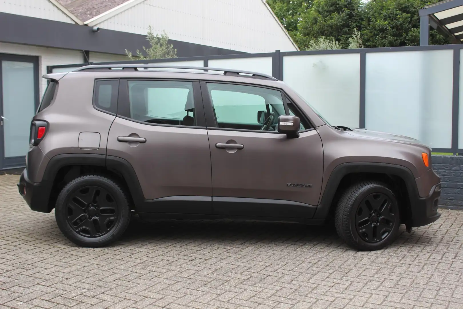 Jeep Renegade 1.4 MultiAir Night Eagle Matt Lak, Navigatie, Airc - 2