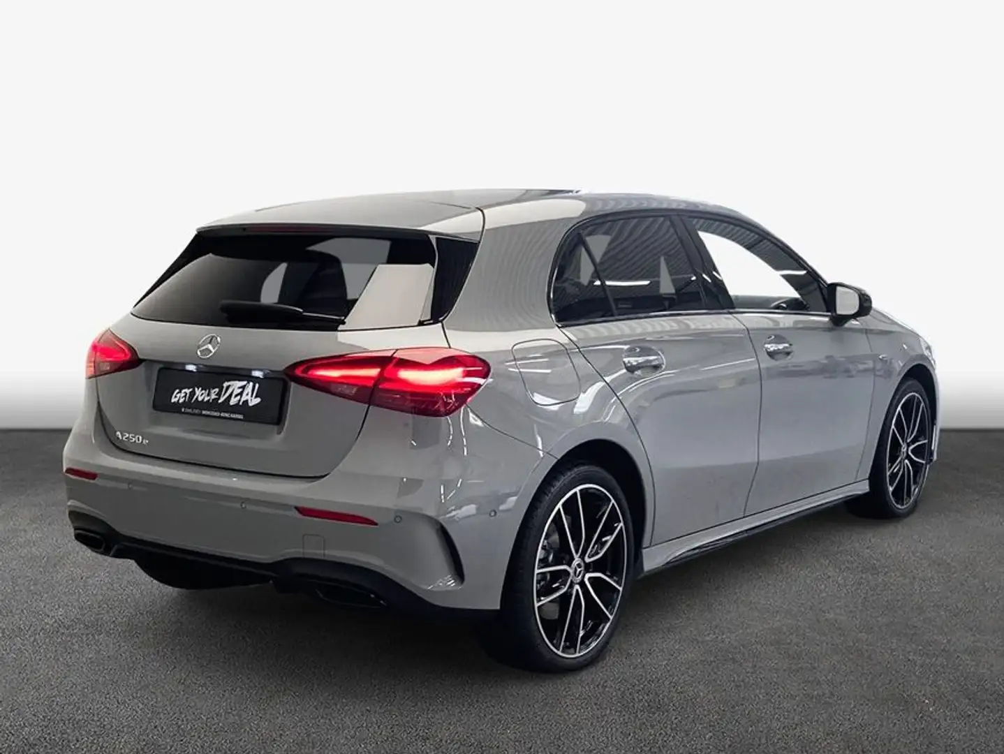Mercedes-Benz A 250 A-Klasse Серый - 2