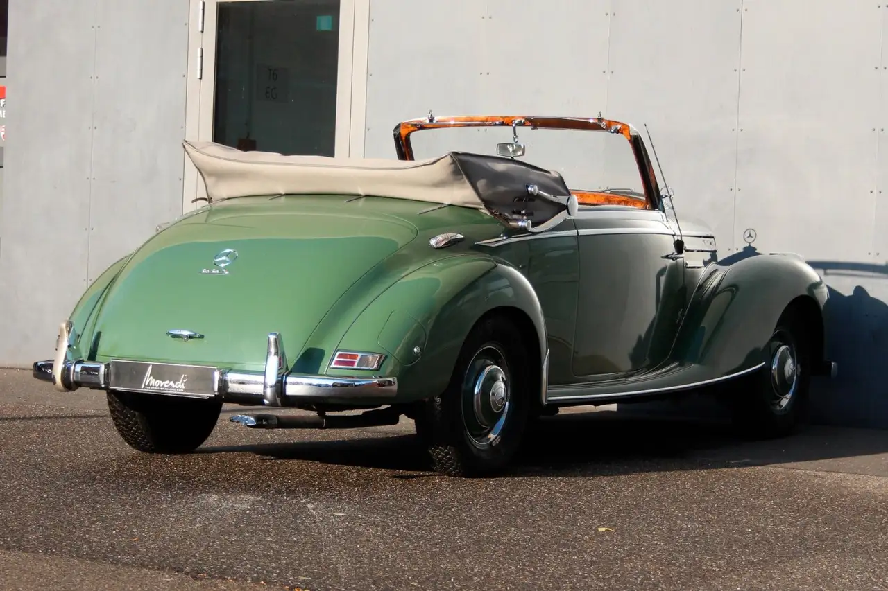 Mercedes-Benz 220 A W 187, gewölbte Frontscheibe+Amaturenbrett, foto 8