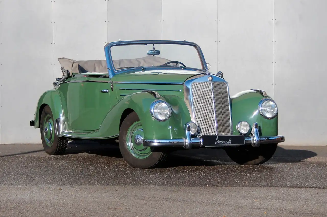 Mercedes-Benz 220 A W 187, gewölbte Frontscheibe+Amaturenbrett, foto 7