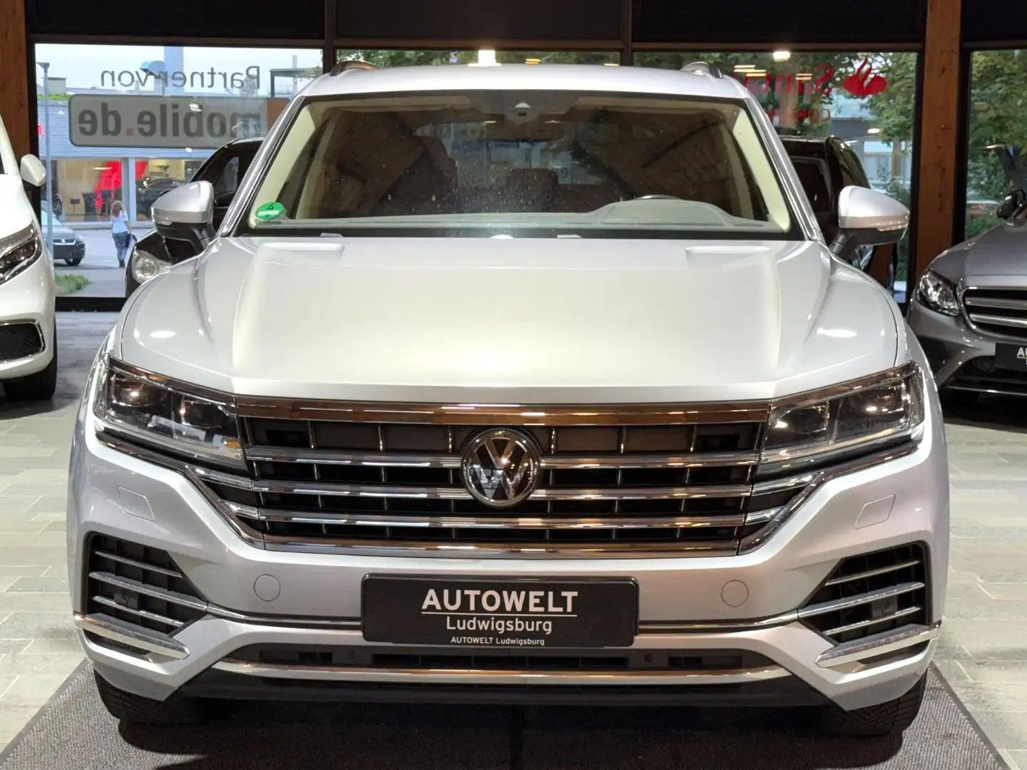 Volkswagen Touareg Atmosphere 4Motion TOP AUSSTATTUNG Argent - 2