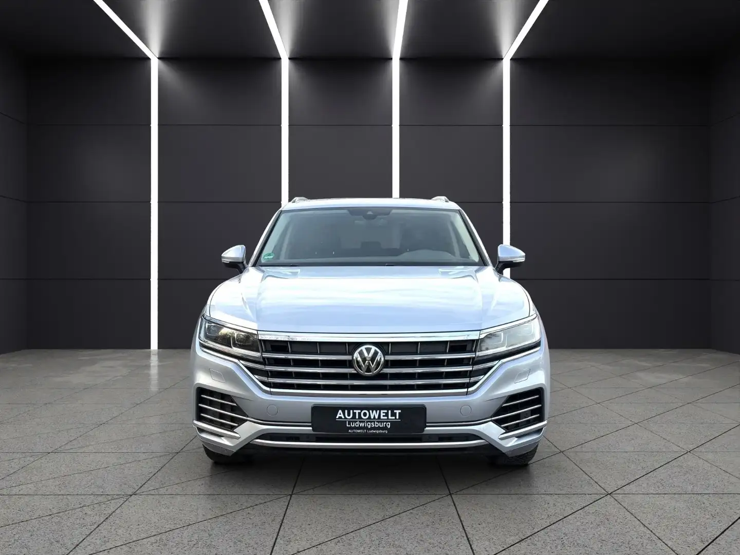 Volkswagen Touareg Atmosphere 4Motion TOP AUSSTATTUNG Silber - 2