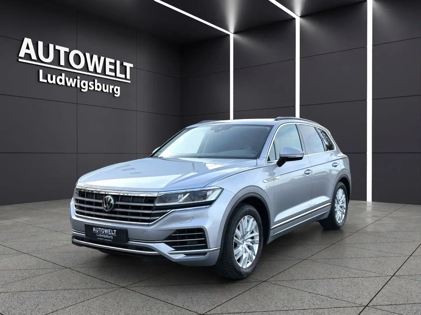Volkswagen Touareg Atmosphere 4Motion TOP AUSSTATTUNG Silber - 1